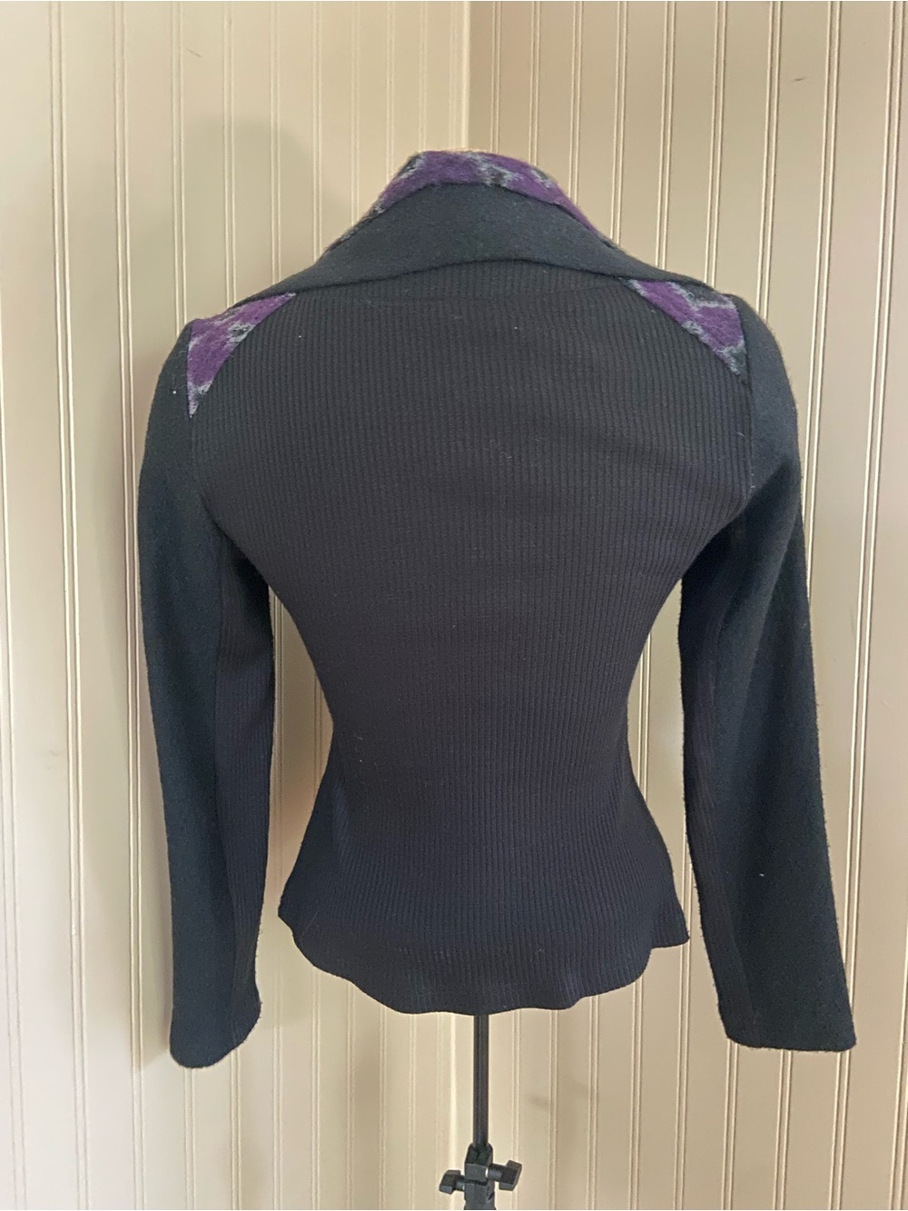 Vex Collection Black, Purple & White Felted Wool Sweater Women’s size XS-S - Picture 5 of 8